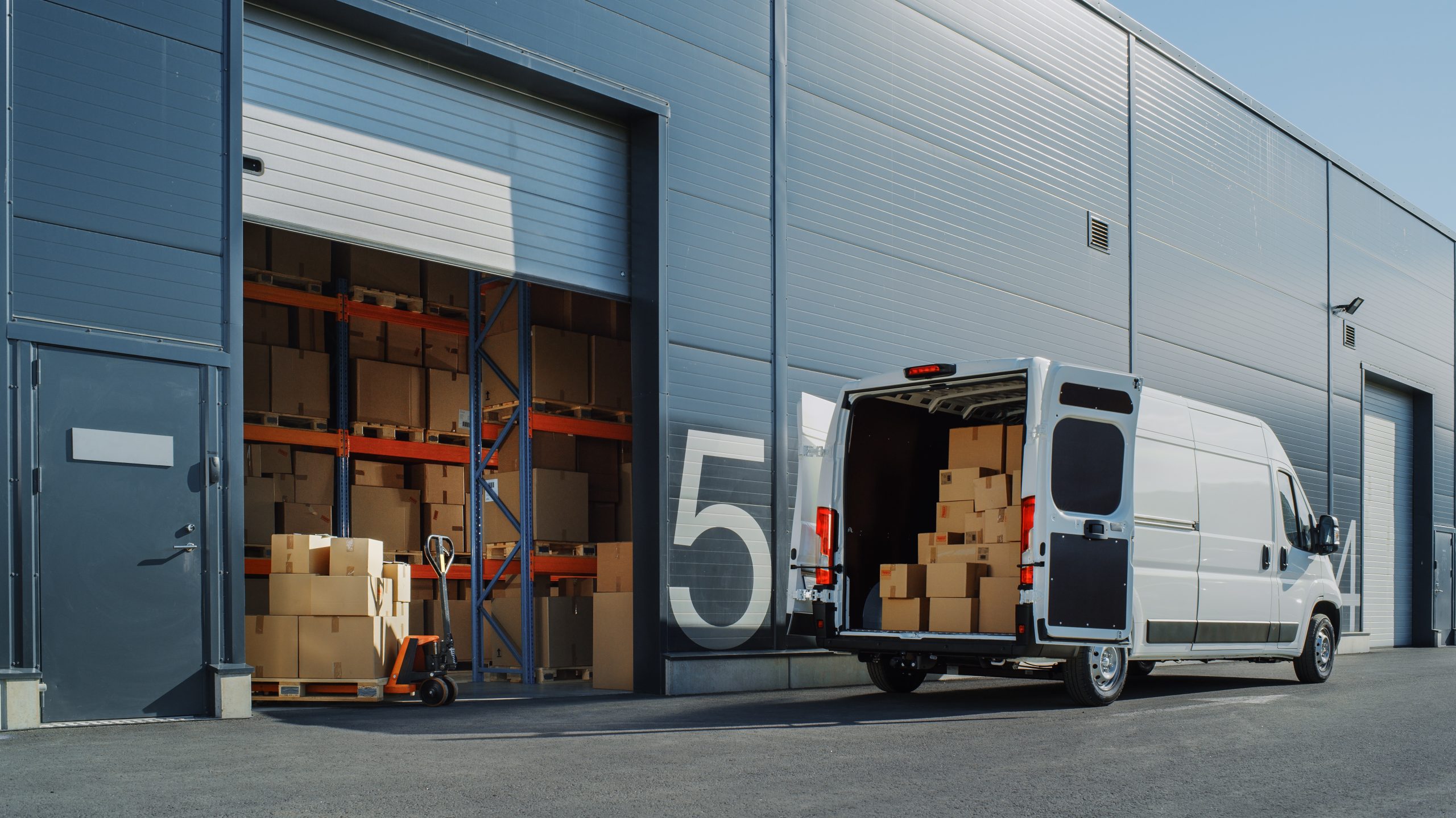 Warehousing and consolidation airsupply